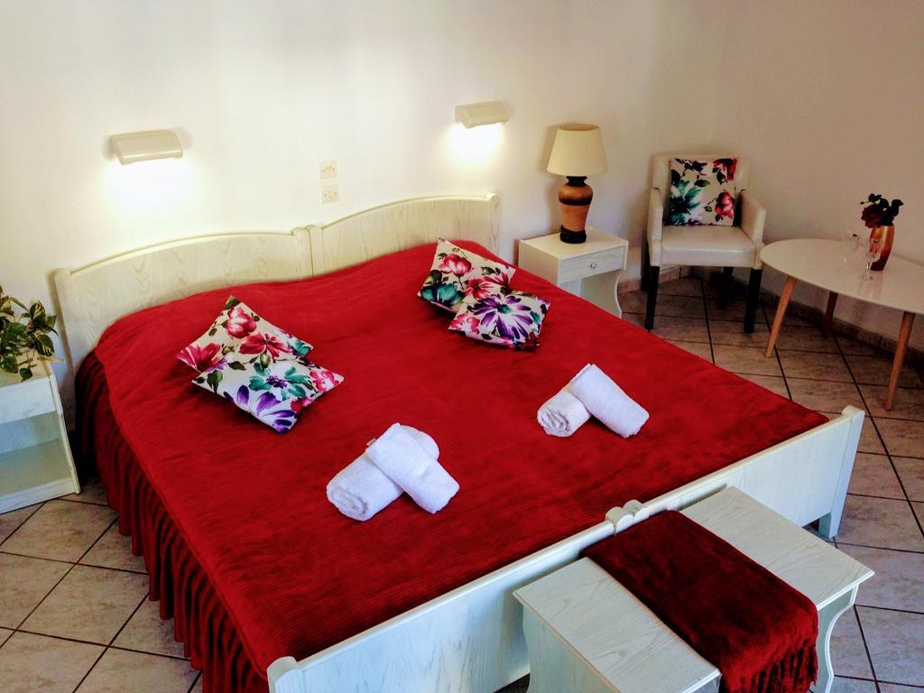 Apart Hotel Blumarin Agios Gordios  Exterior foto